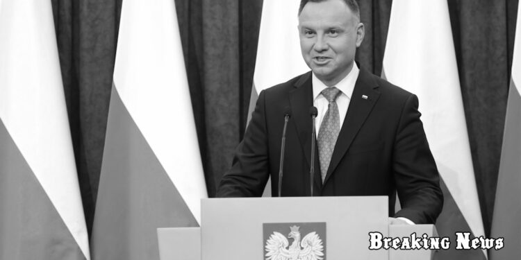 «Ми підтримуємо і підтримуватимемо Україну»: звернення Анджея Дуди до роковин вторгнення РФ