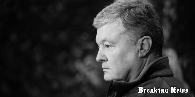 Порошенко у річницю безвізу: Україна переможе і стане членом ЄС та НАТО