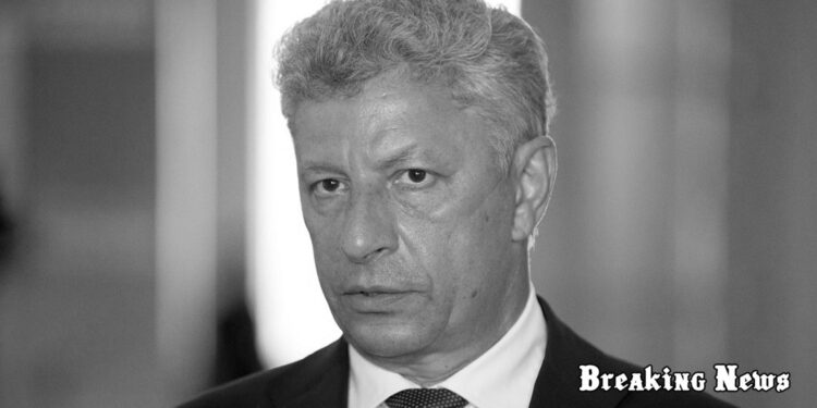 Петиція з вимогою позбавити Юрія Бойка звання «Герой України» набрала 25 тисяч підписів