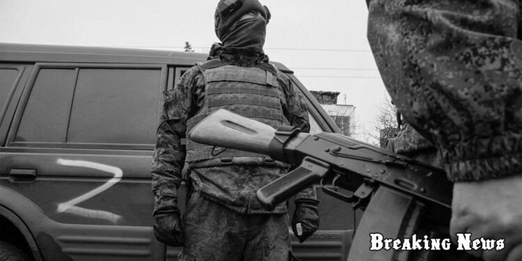 Окупанти влаштовують димову завісу та вивозять цехи зі зберігання спиртів із заводу "Таврія"