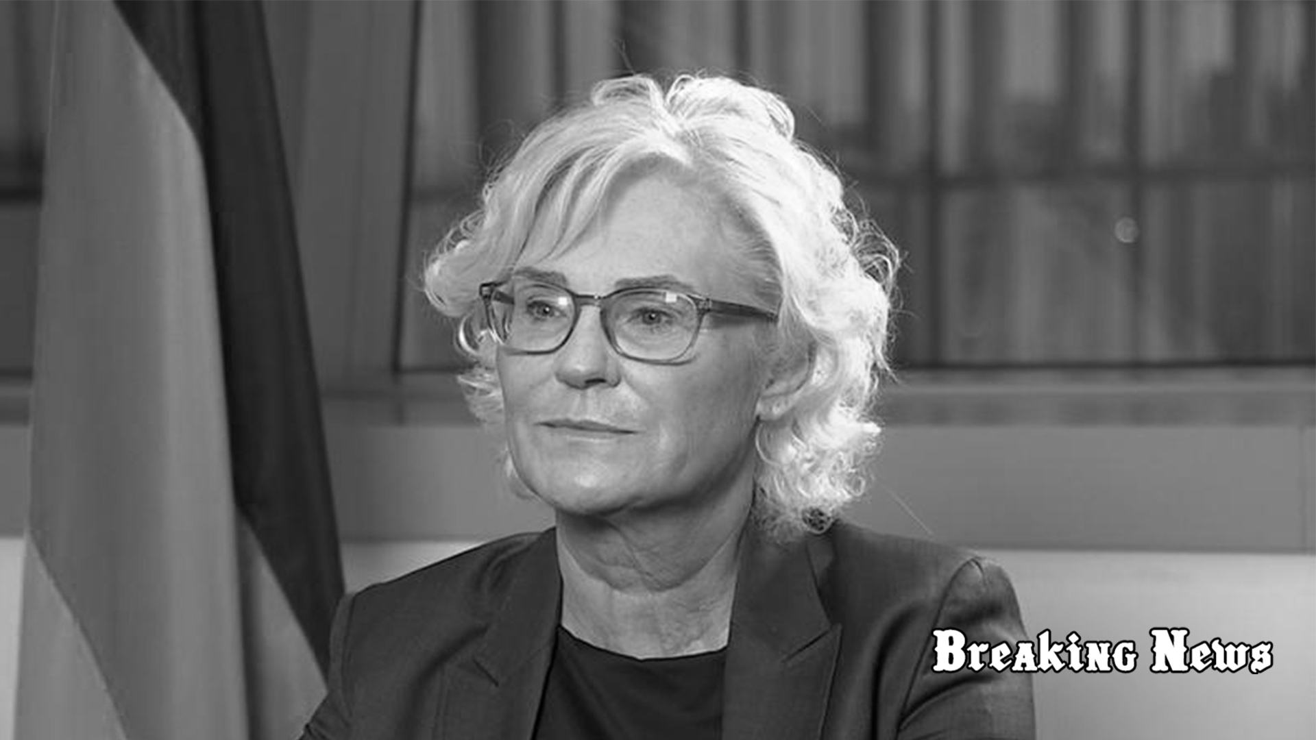 Очільниця міноборони Німеччини Ламбрехт подала у відставку