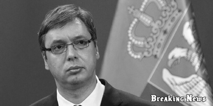 Вучича назвали російським супутником, що хоче всидіти на двох стільцях
