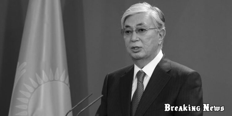 Президент Казахстану ухвалив відставку уряду: що відомо