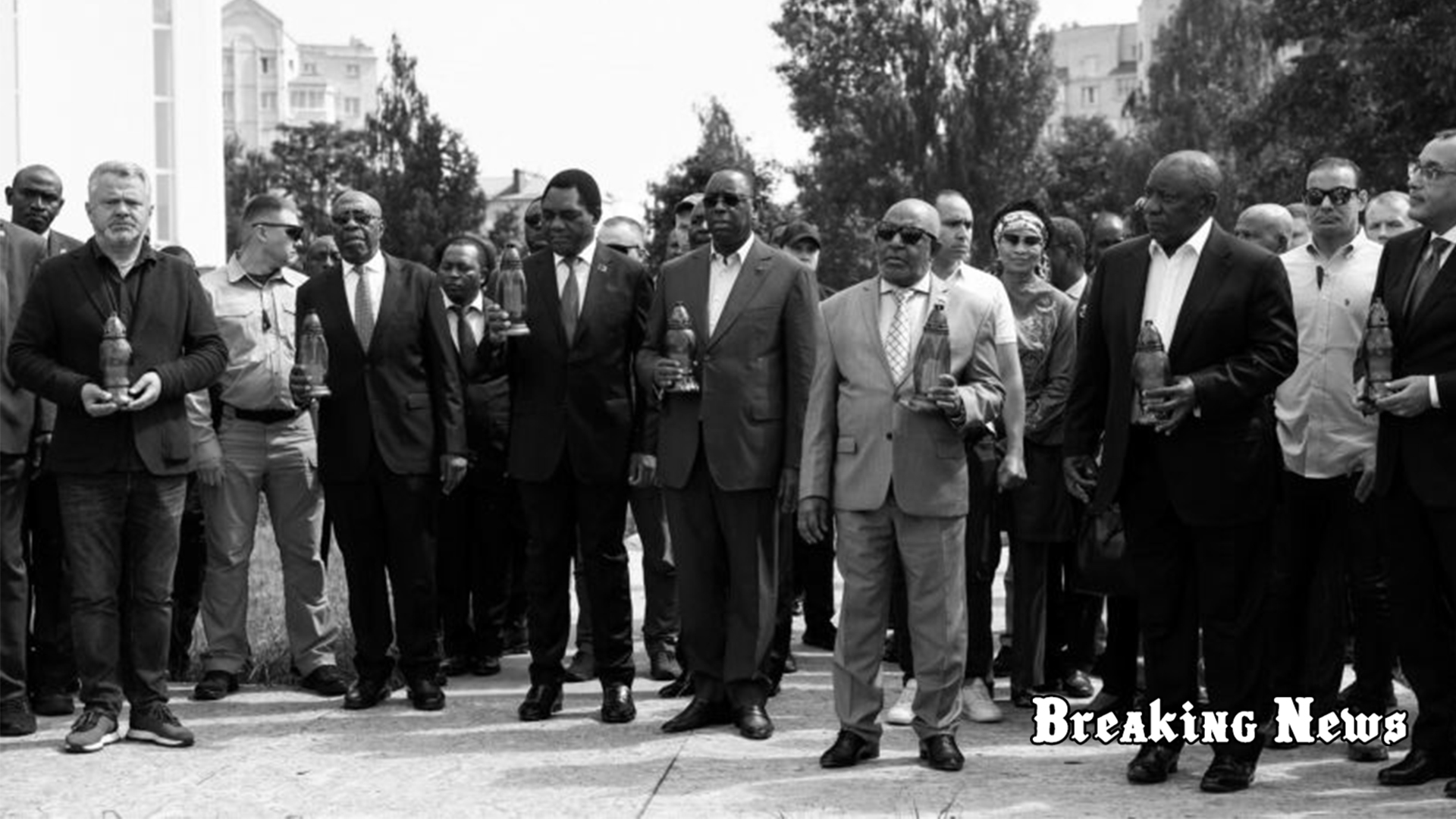 “Люди неквапливо продовжували свій день”: помічник президента ПАР заявив, що не чув вибухів у Києві під час візиту