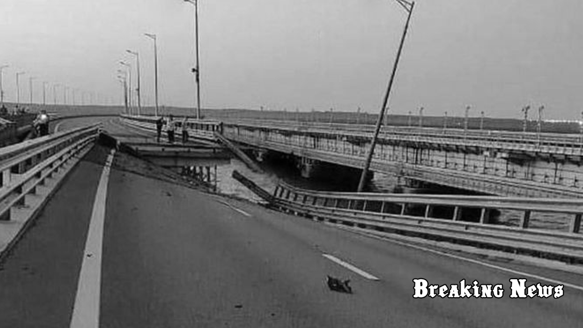 У Росії інцидент на Кримському мосту назвали терористичним актом, звинувачують Україну