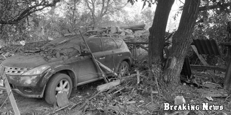 Обстріли Харківщини: окупанти скинули авіабомбу на дитсадок