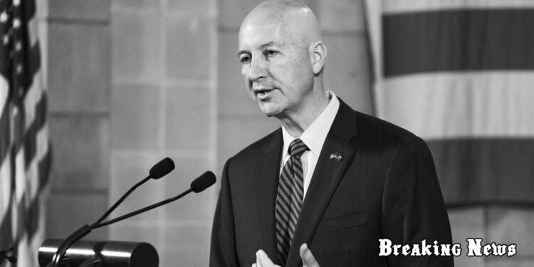 США та союзники мають зупинити путіна, інакше він піде далі й третя світова війна обійдеться США дорожче, - сенатор-республіканець Рікеттс