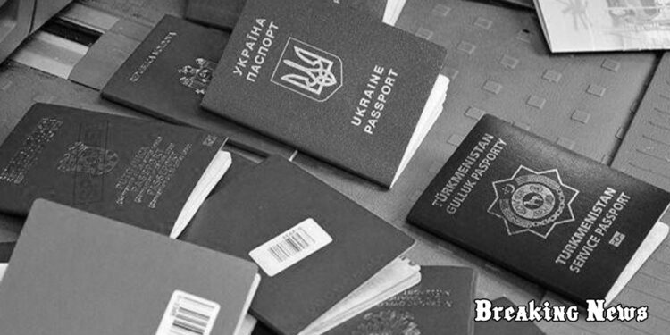 Множинне громадянство не даватиме змоги чоловікам виїхати за кордон під час воєнного стану, - Кулеба