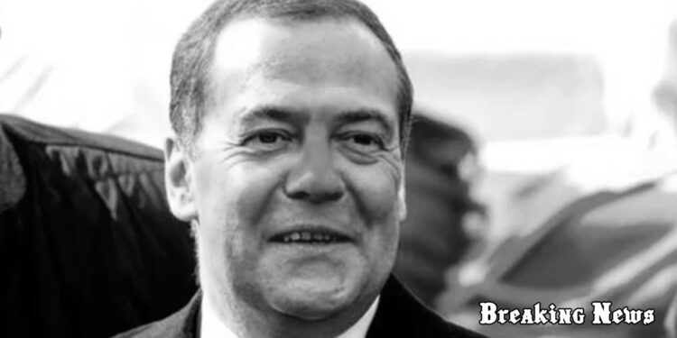 Офіційний представник ЄС заявив про необхідність психіатричної допомоги Дмитру Медведєву