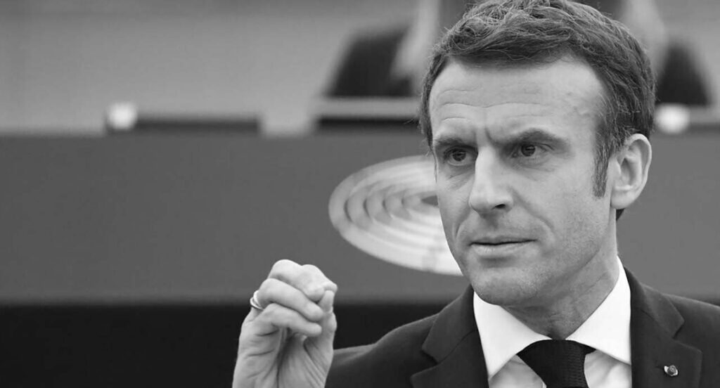 Макрон хоче стати домінуючим лідером в Європі, - The Telegraph