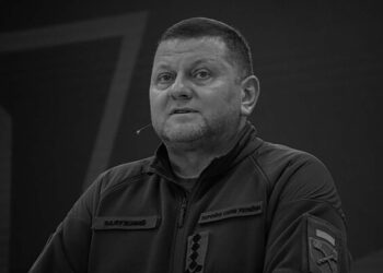 Залужний до призначення послом у Британії пройшов ВЛК, де його визнали непридатним, - ЗМІ