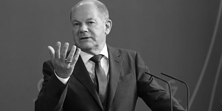 Військова допомога Україні - послання Путіну, що не варто сподіватися на вибори в США, - Шольц