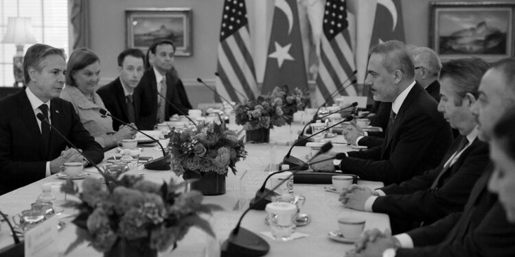 Туреччина й США обговорили шляхи припинення війни РФ проти України та поліпшення двосторонніх відносин