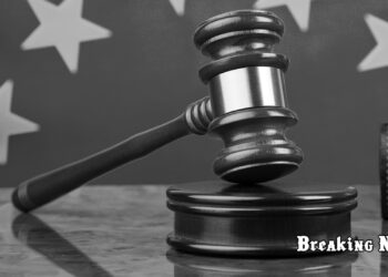 Суд ЄС ухвалив зняти санкції з російських олігархів Авена і Фрідмана