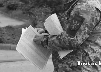 🚨 На Одещині чоловік із викруткою напав на військових ТЦК під час оповіщення про мобілізацію