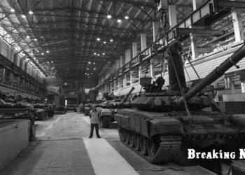 Воєнна економіка РФ «перегріта» і починає виснажуватись – Bloomberg