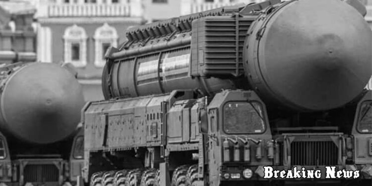Росія не здатна виробляти 25 ракет "Орєшник" на місяць: пояснення РНБО