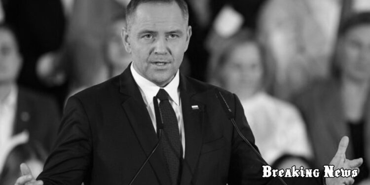 🛡️ Євросоюз перебуває у стані хаосу. Варто займатися безпекою, бо поруч агресивна Росія, - Навроцький