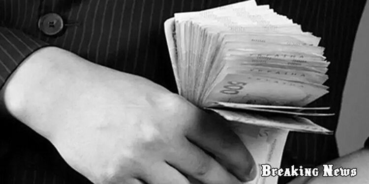 🆕 Соціальна допомога, штрафи за порушення ПДР та облік ВПО: які нововведення очікують українців з 1 липня