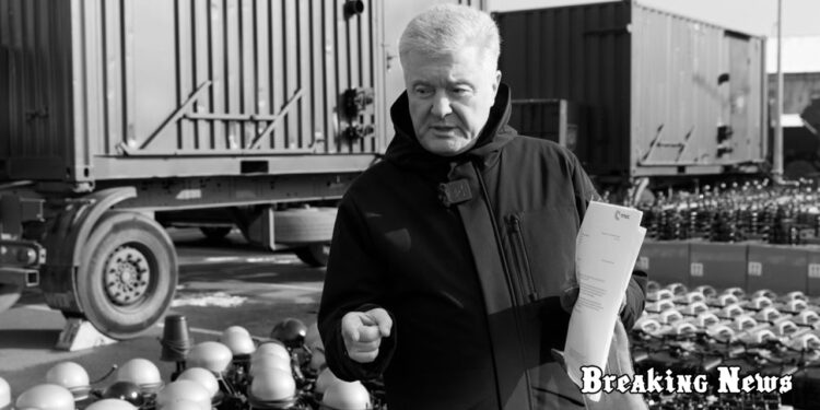Порошенко передав техніку та дрони на фронт на 52 млн грн