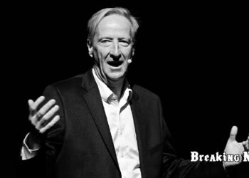 ❗️ Колишній керівник МІ-6: Трамп діє так, ніби отримує вказівки від Кремля