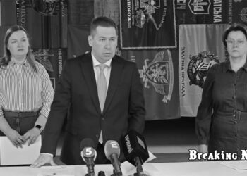 Який закон говорить, що допомога армії – злочин: фонд Порошенка заявив про тиск з боку влади