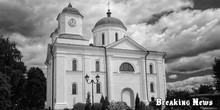 ⛪️ Успенський собор у Каневі офіційно передали ПЦУ: Митрополит Епіфаній провів першу молитву