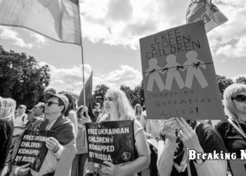 🧒 The Guardian: Масове викрадення Росією українських дітей – один із найбільших воєнних злочинів ХХІ століття