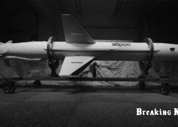 🚀 Україна вперше показала “Довгий Нептун” – далекобійну версію крилатої ракети