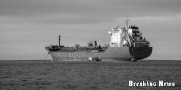 🚢 США за останні три тижні таємно провели через Ормузьку протоку близько 70 суден – NYT